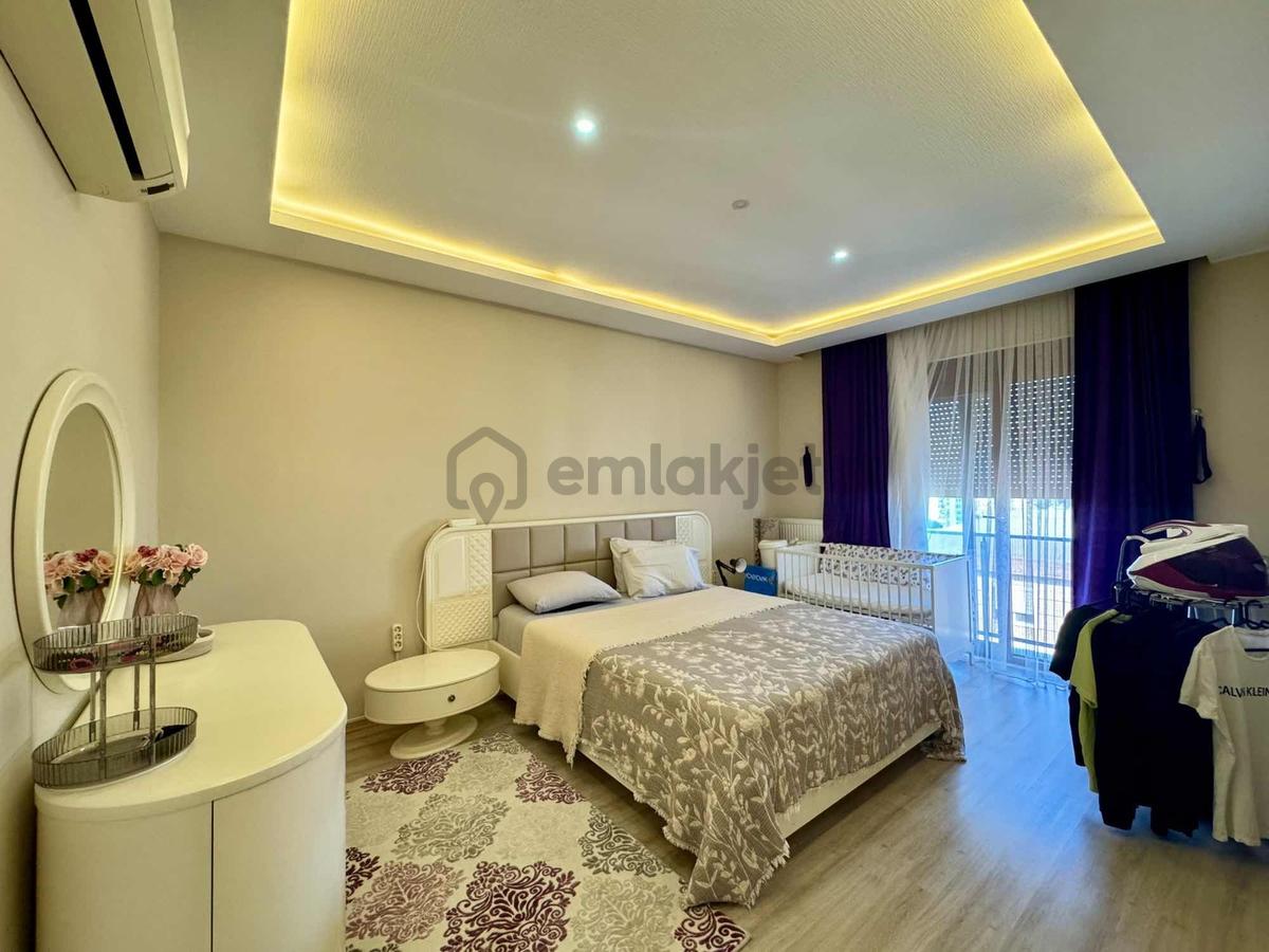 Siteler Mah. Kartal Residence Satılık 4+1 Dubleks Daire 280m² - 17