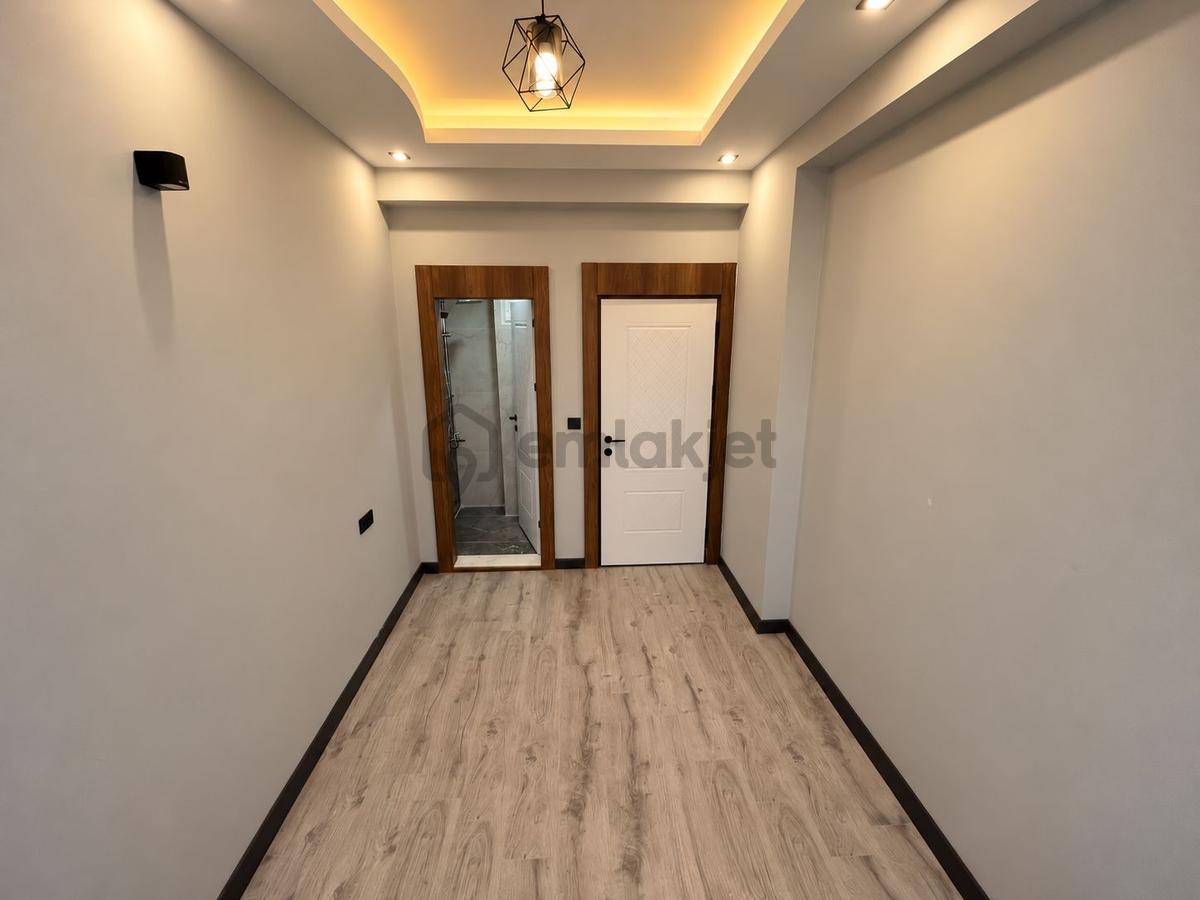 Yükselden İkizçayda Ön Cephe Ebeveyn Banyolu Cam Balkonlu 2+1 - 20