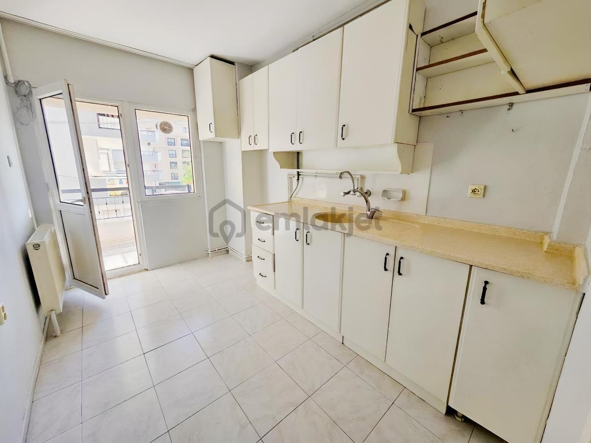 Demirköprü Sevgi Yoluna Bakan Çift Cephe 3+1 Kiralık Daire - 17