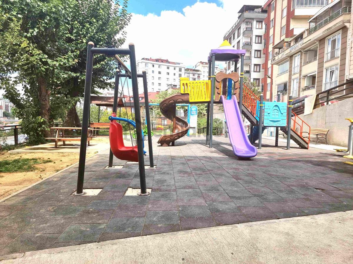 Güzeltepe Mahallesinde Kiralık Çatı Katı Daire - 34