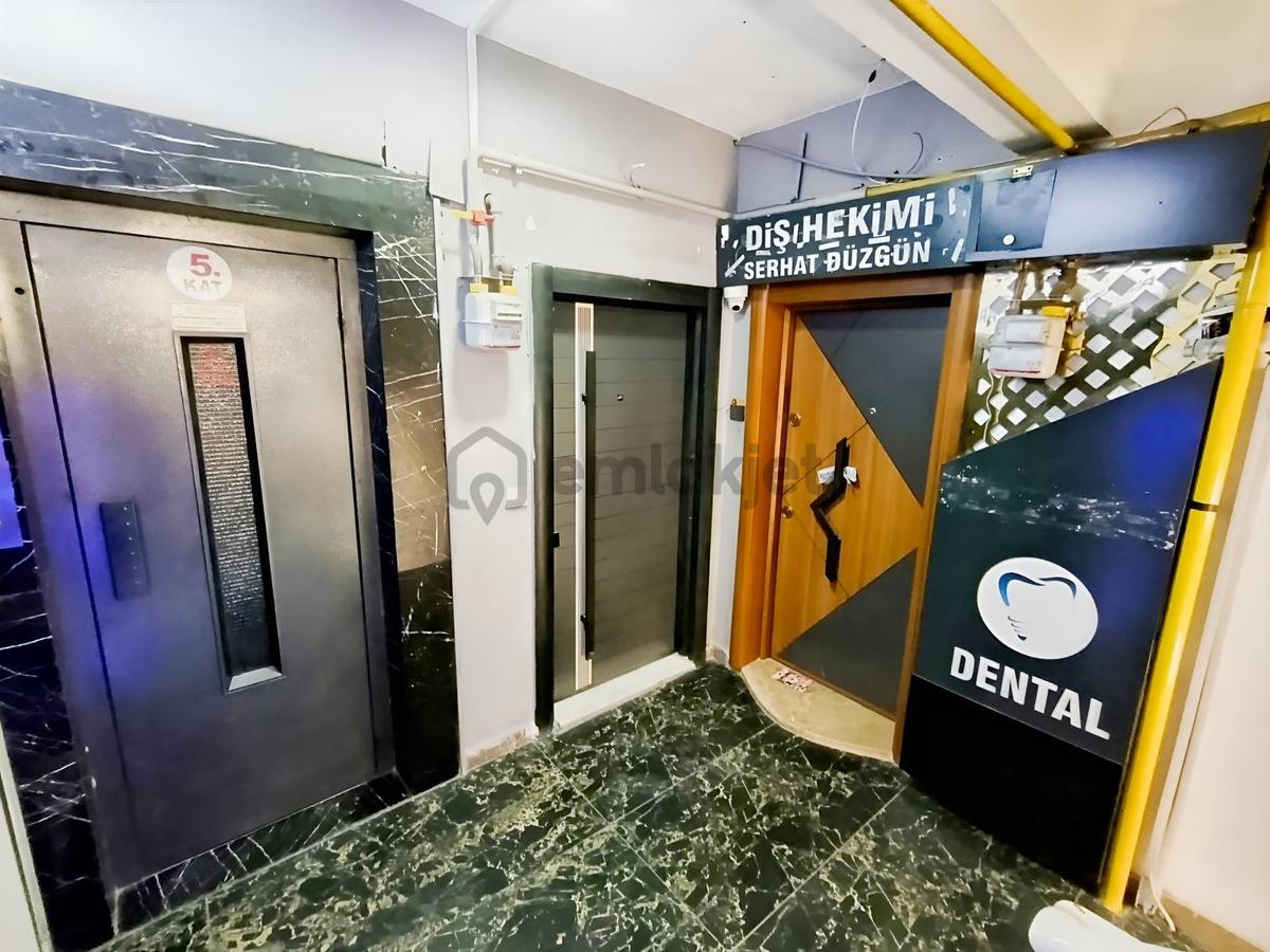 Şehir Merkezi Millet Caddesinde Satılık 7+1 Ofis - 2