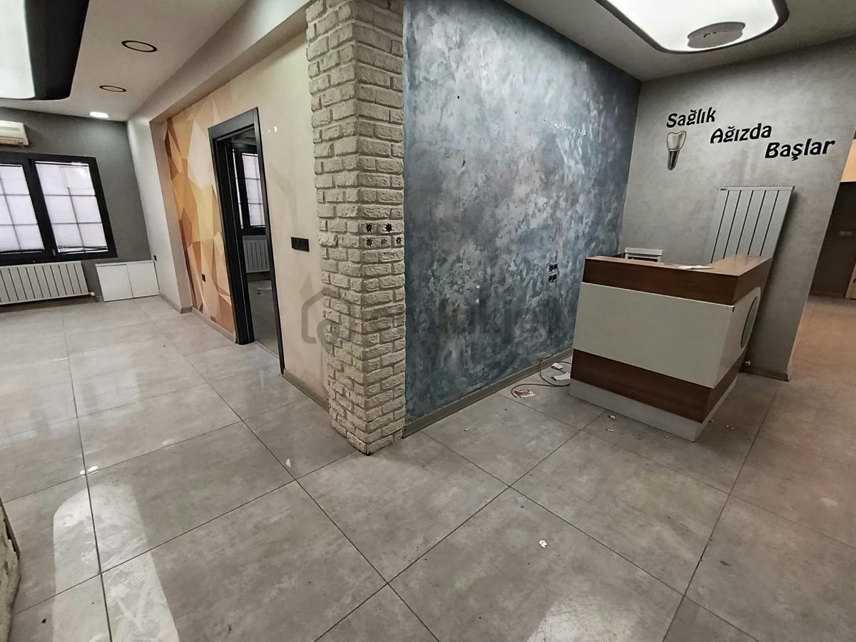 Şehir Merkezi Millet Caddesinde Satılık 7+1 Ofis - 5