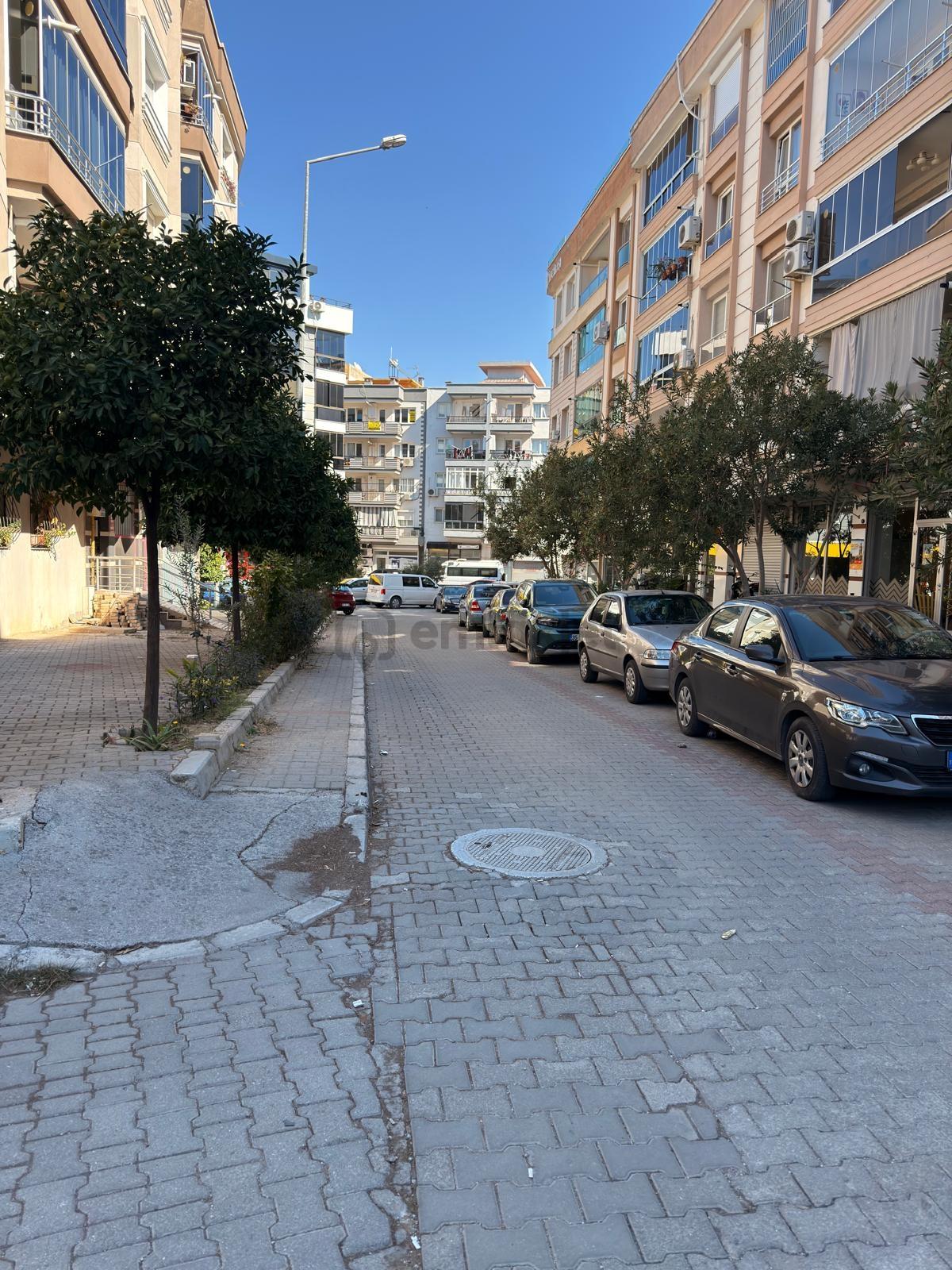Gaziemir Atıfbeyde Satılık 60 M2 İş Yeri - 4