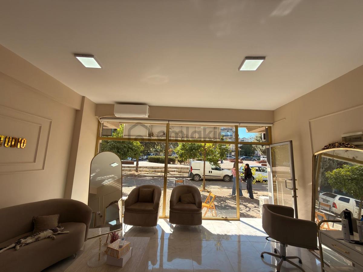 Gaziemir Atıfbeyde Satılık 60 M2 İş Yeri - 11