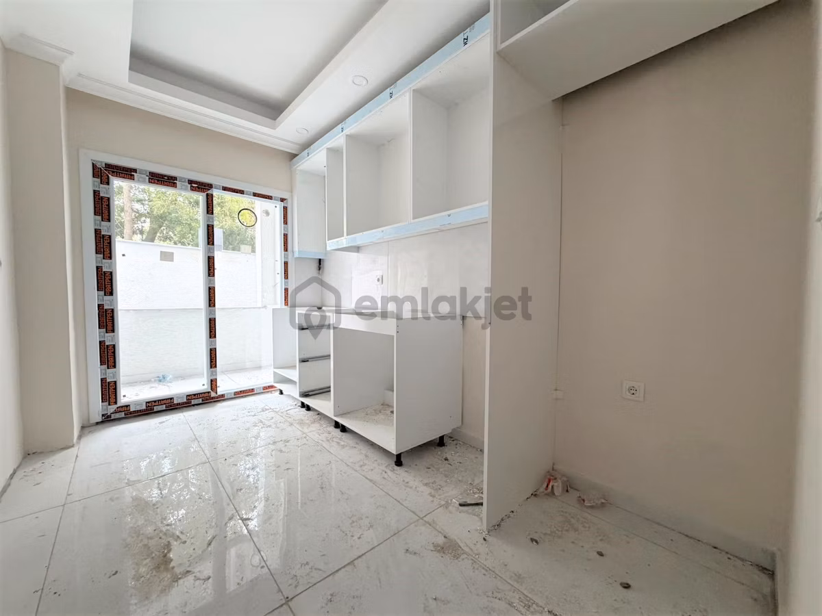 Devlet Hastanesi Yakını K.otoparklı 2+1 Sıfır Satılık Daire - 4
