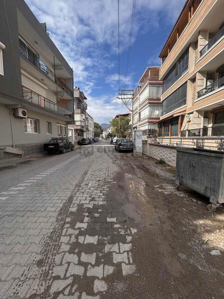 Çandarlı Merkezde, Denize 2 Dakika Mesafede, Bahçeli 2+1 Müstakil Ev - 17