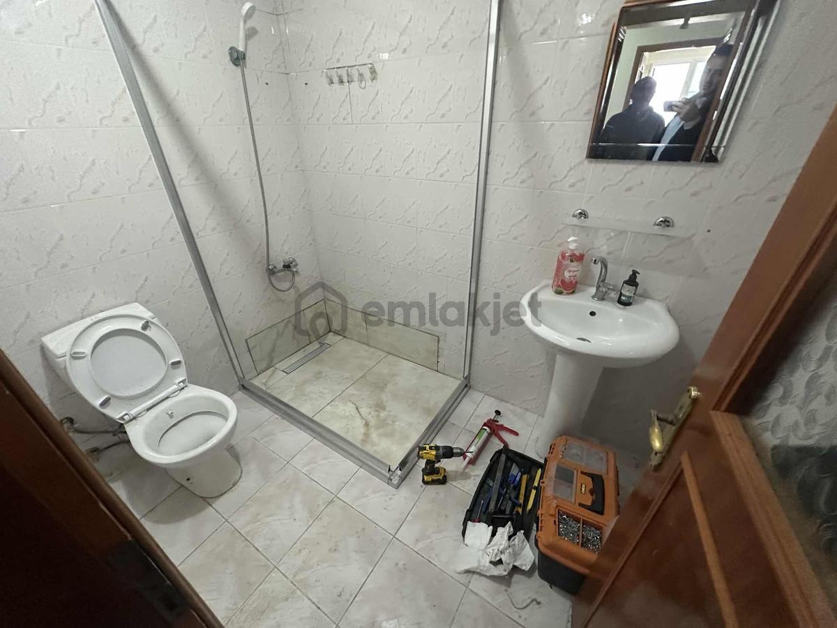 Atatürk Mahallesinde 85m2 Ara Kat 2+1 Kiralık Daire - 25
