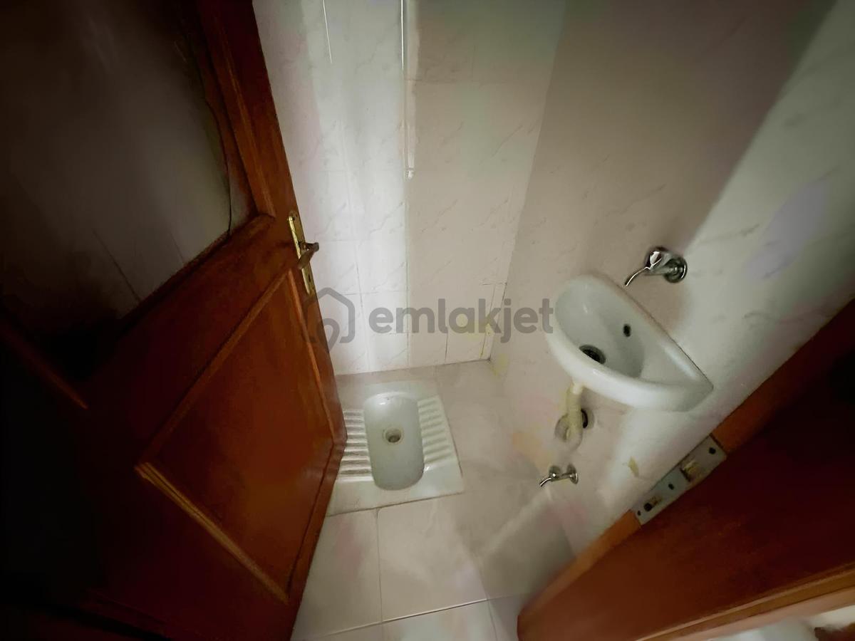 Atatürk Mahallesinde 85m2 Ara Kat 2+1 Kiralık Daire - 15