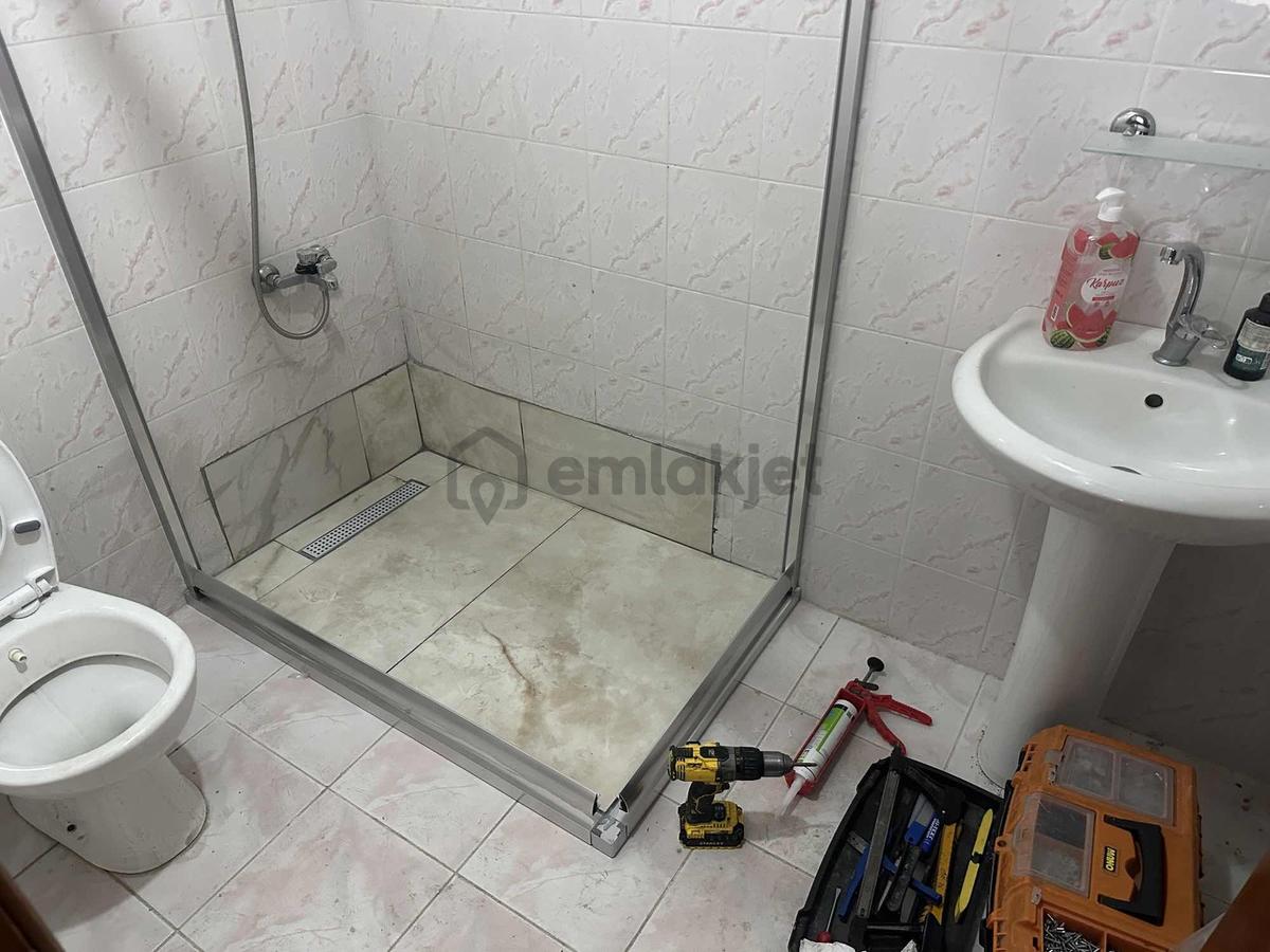 Atatürk Mahallesinde 85m2 Ara Kat 2+1 Kiralık Daire - 22