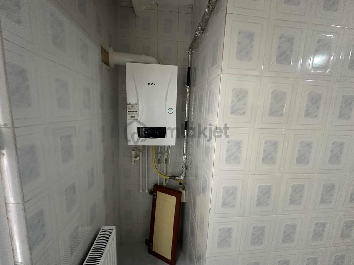 Atatürk Mahallesinde 85m2 Ara Kat 2+1 Kiralık Daire - 11