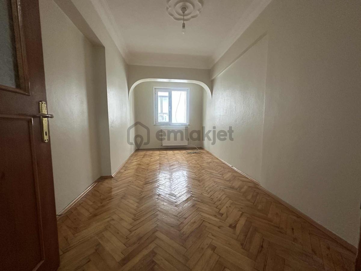 Atatürk Mahallesinde 85m2 Ara Kat 2+1 Kiralık Daire - 16