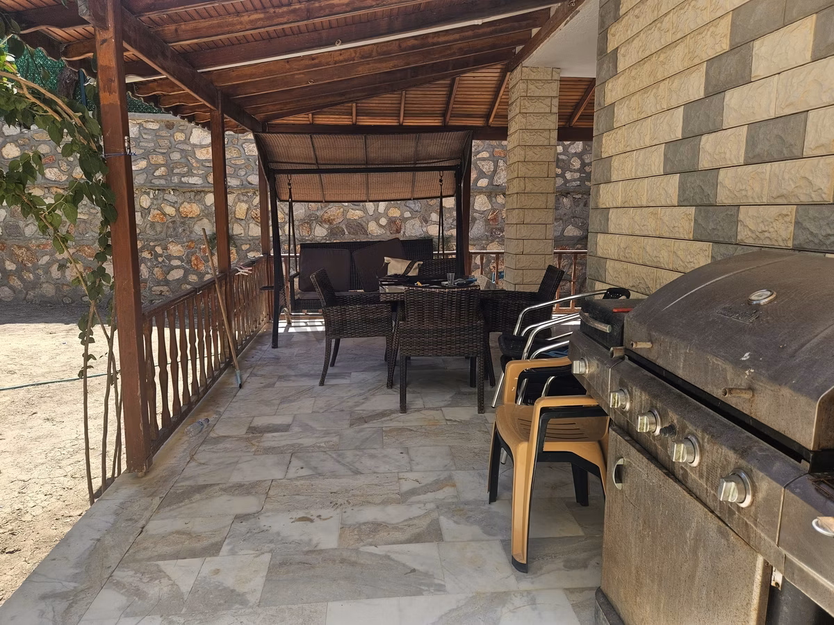 Çeşme Çiftlikköy Serakent Sitesinde Satılık Tripleks 3+1 Villa - 18