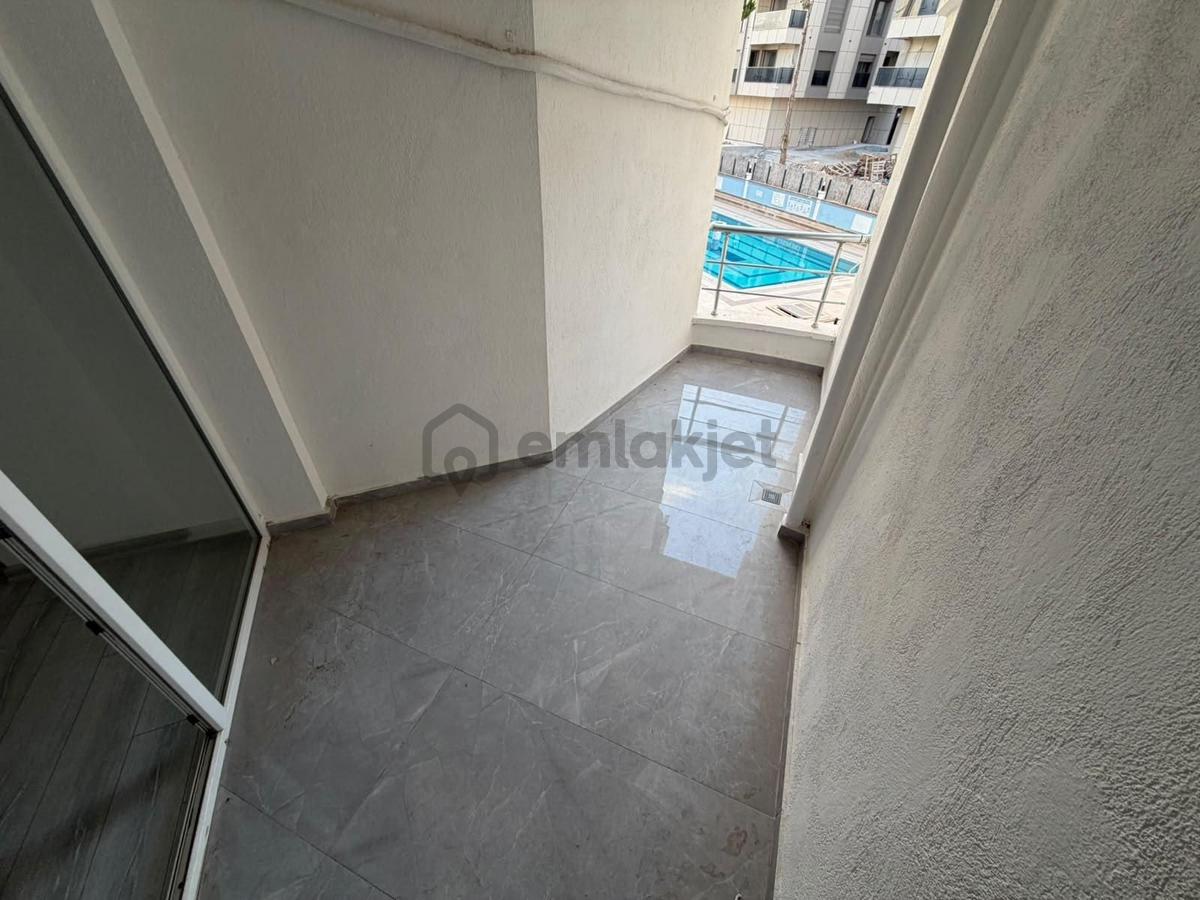 Didim Efeler Mahallesinde 2+1 Havuzlu Acil Satılık Daire - 5