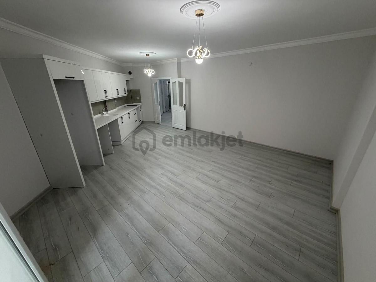 Didim Efeler Mahallesinde 2+1 Havuzlu Acil Satılık Daire - 3