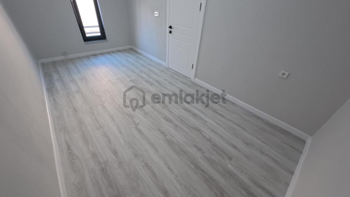 Sakarya Kocaali De Havuzlu Ayrı Mutfak Müstakil 4+1 - 31