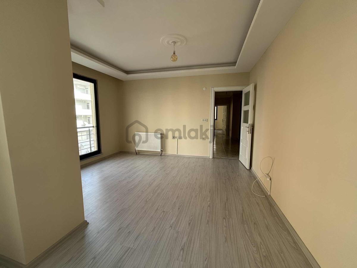 Oben'den Feyzullah'ta Genç Binada Otoparklı 2+1 60 M² Net - 5