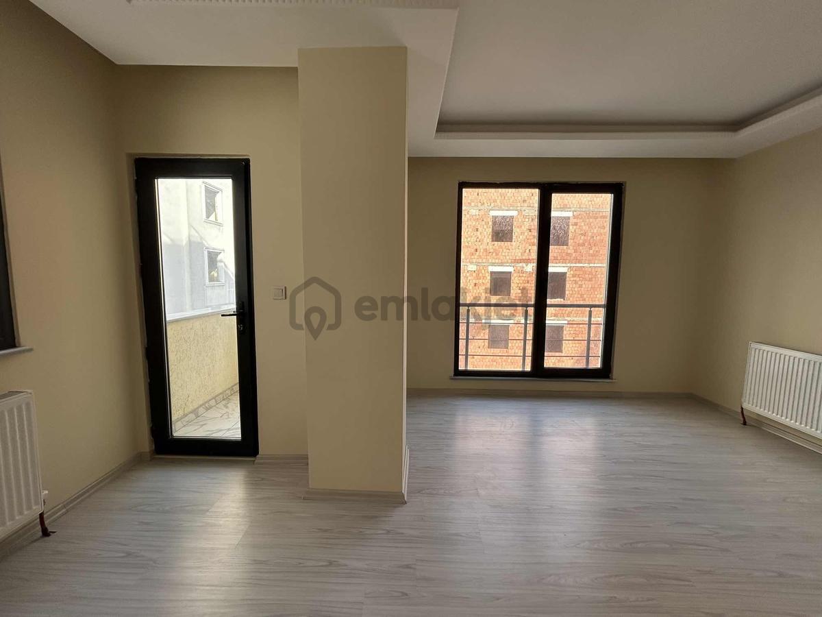 Oben'den Feyzullah'ta Genç Binada Otoparklı 2+1 60 M² Net - 6