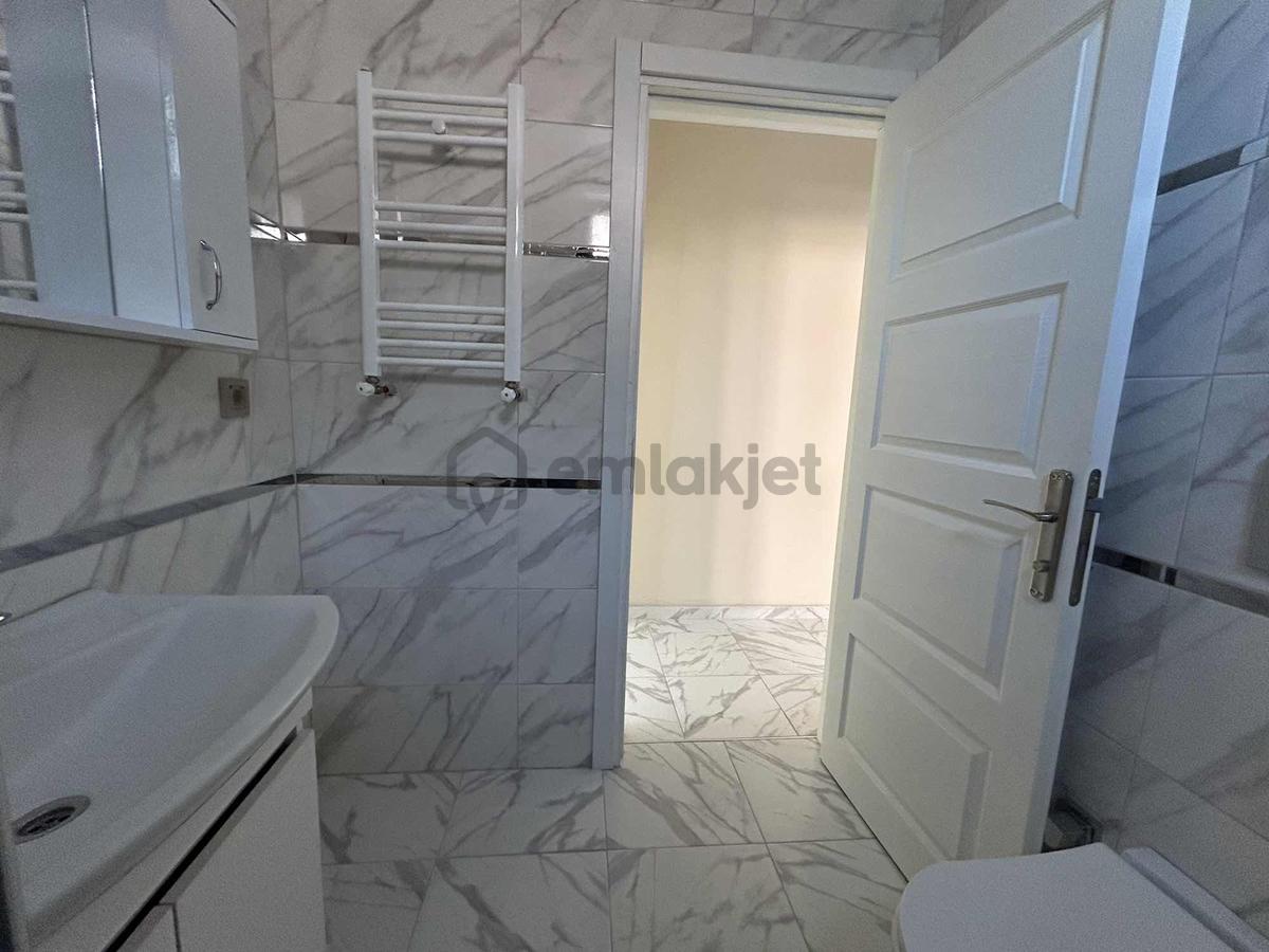Oben'den Feyzullah'ta Genç Binada Otoparklı 2+1 60 M² Net - 25