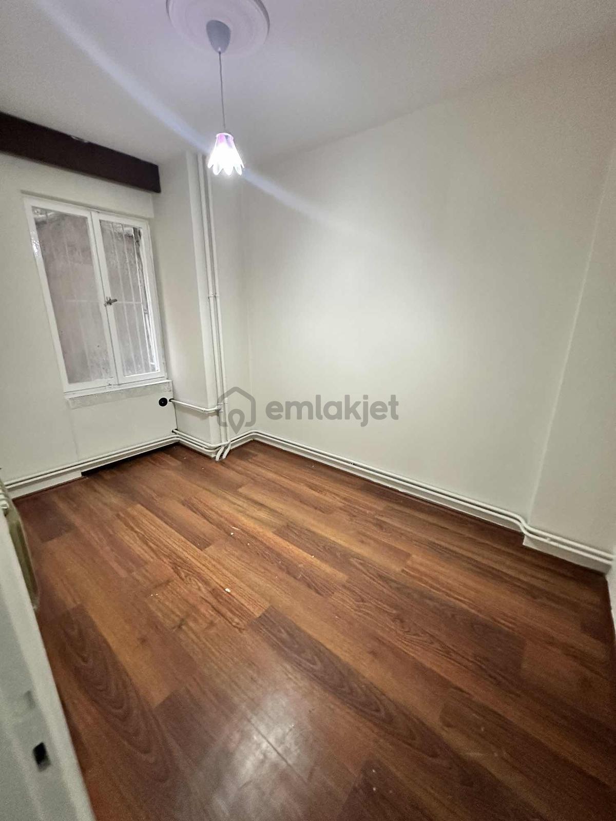Karşıyaka Kiralık Yalı Dairesi - 5