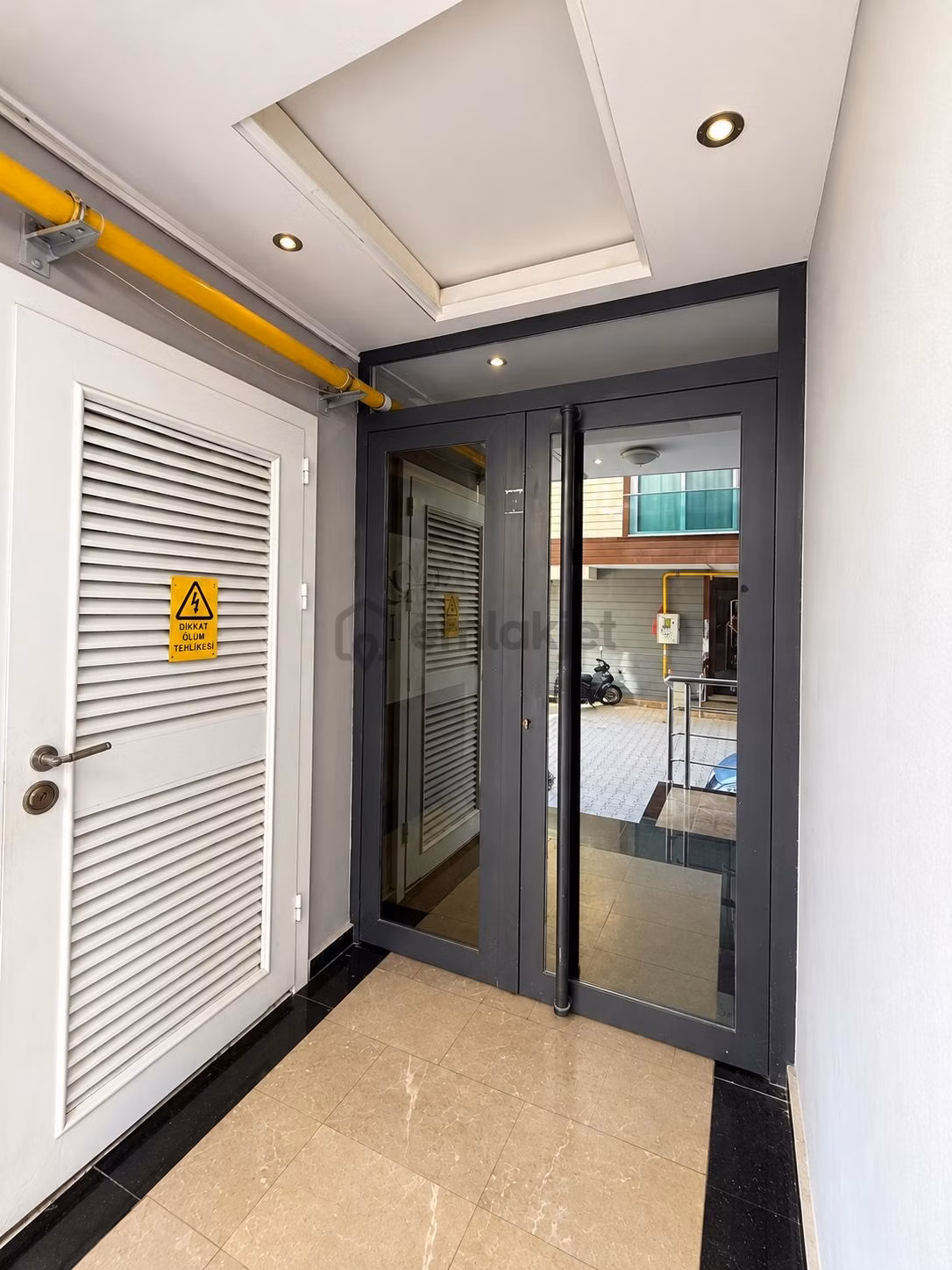 Remax Palm'den Akkent Mah.'de 2+1 Amerikan Mutfak Satılık - 3