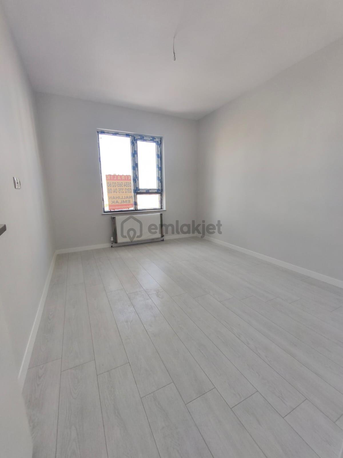 Sincan Saraycıkta Kullanışlı 1+1 Kiralık Daire - 2