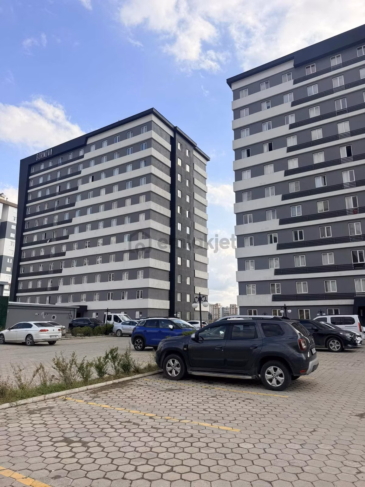 Lüks Eşyalı 1+1 Daire Merkezi Konum