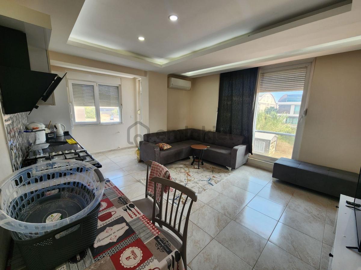 Lara Turizm Yolu Yakını Katta 1+1 Eşyalı Kiralık - 8