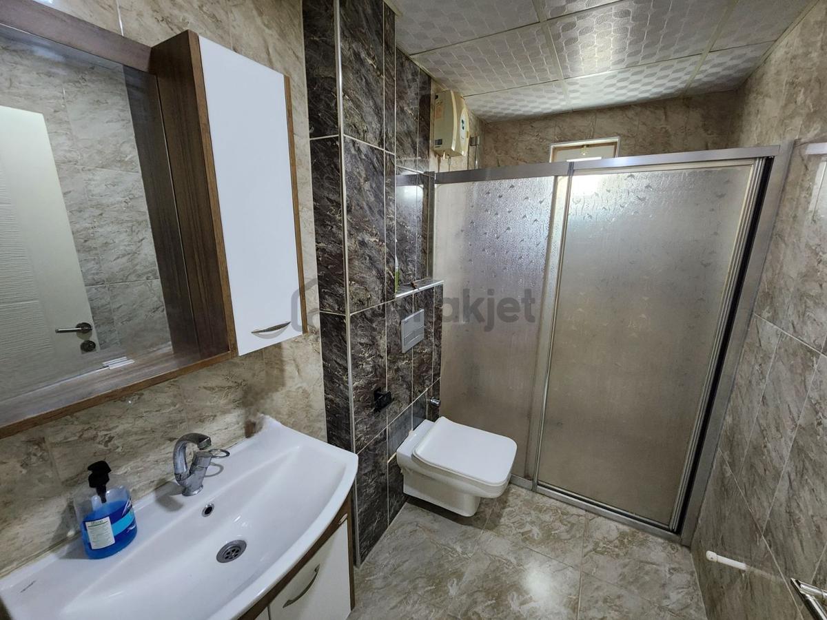 Lara Turizm Yolu Yakını Katta 1+1 Eşyalı Kiralık - 3
