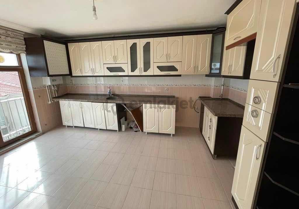 Enes Acur' Dan Şehitlik Mah. Arakat Kiralık 3+1 Daire - 6