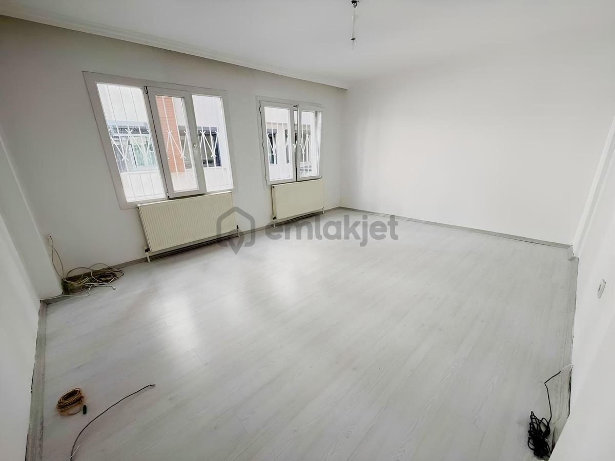 Karşıyaka Bahçelıevler Kıralık Tadılatlı 3+1 Daıre - 3