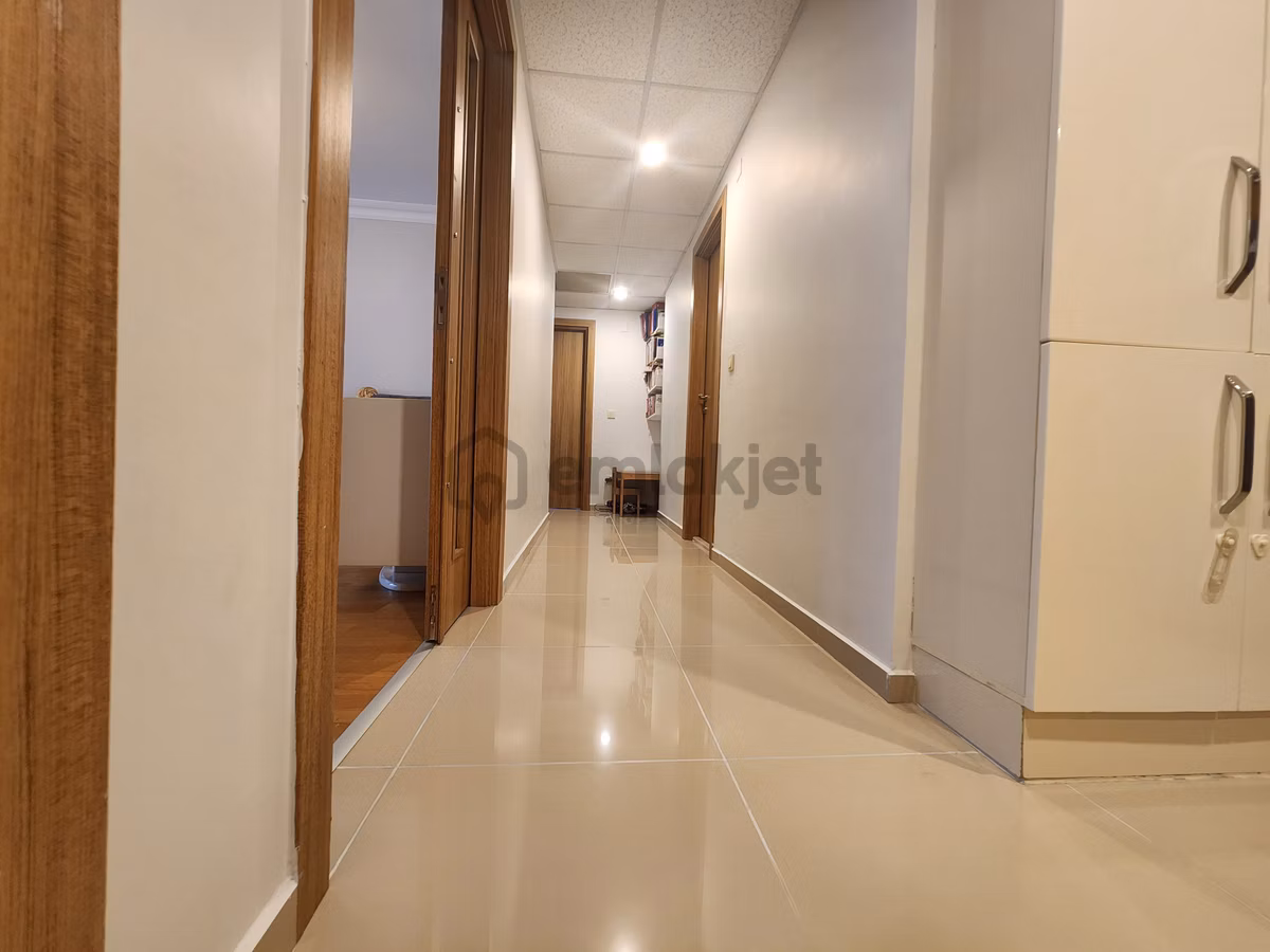 Panorama Topkapı Evleri’nde Deniz Manzaralı, Yüksek Şerefiyeli Kiralık 2+1 Daire! - 10