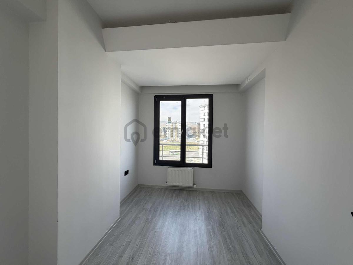 Kiralık 4+0 Daire Şehir Hastanesi Karşısı! - 11