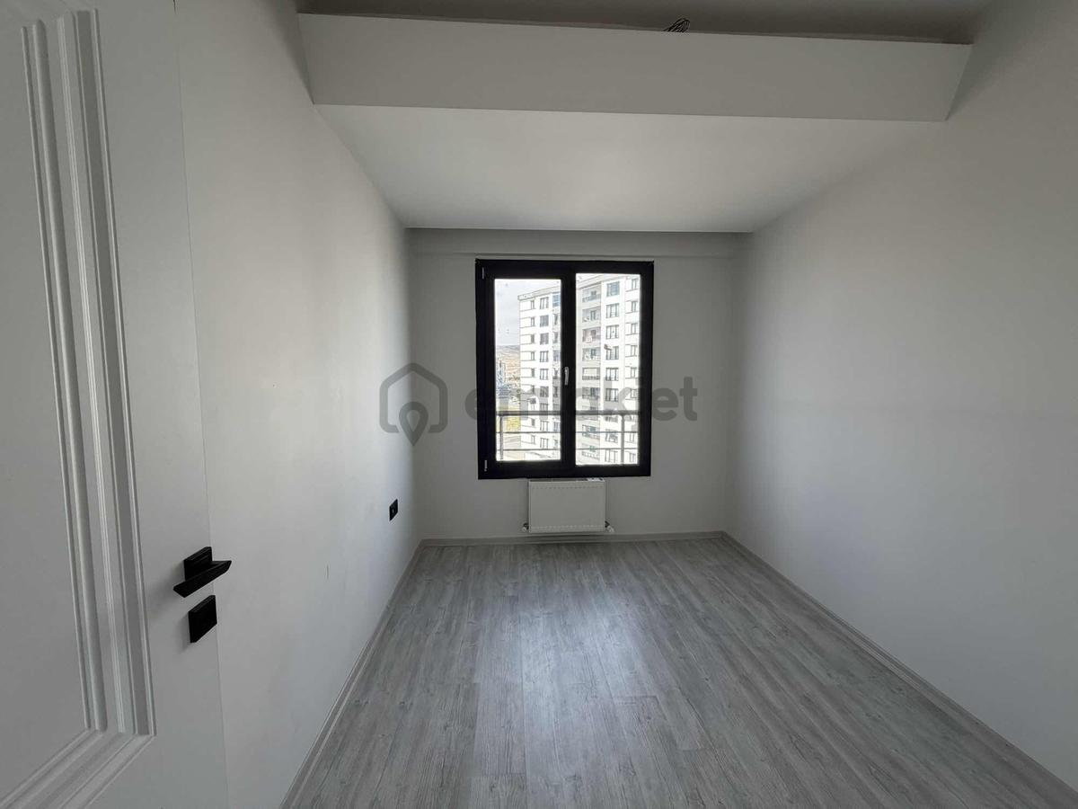 Kiralık 4+0 Daire Şehir Hastanesi Karşısı! - 10