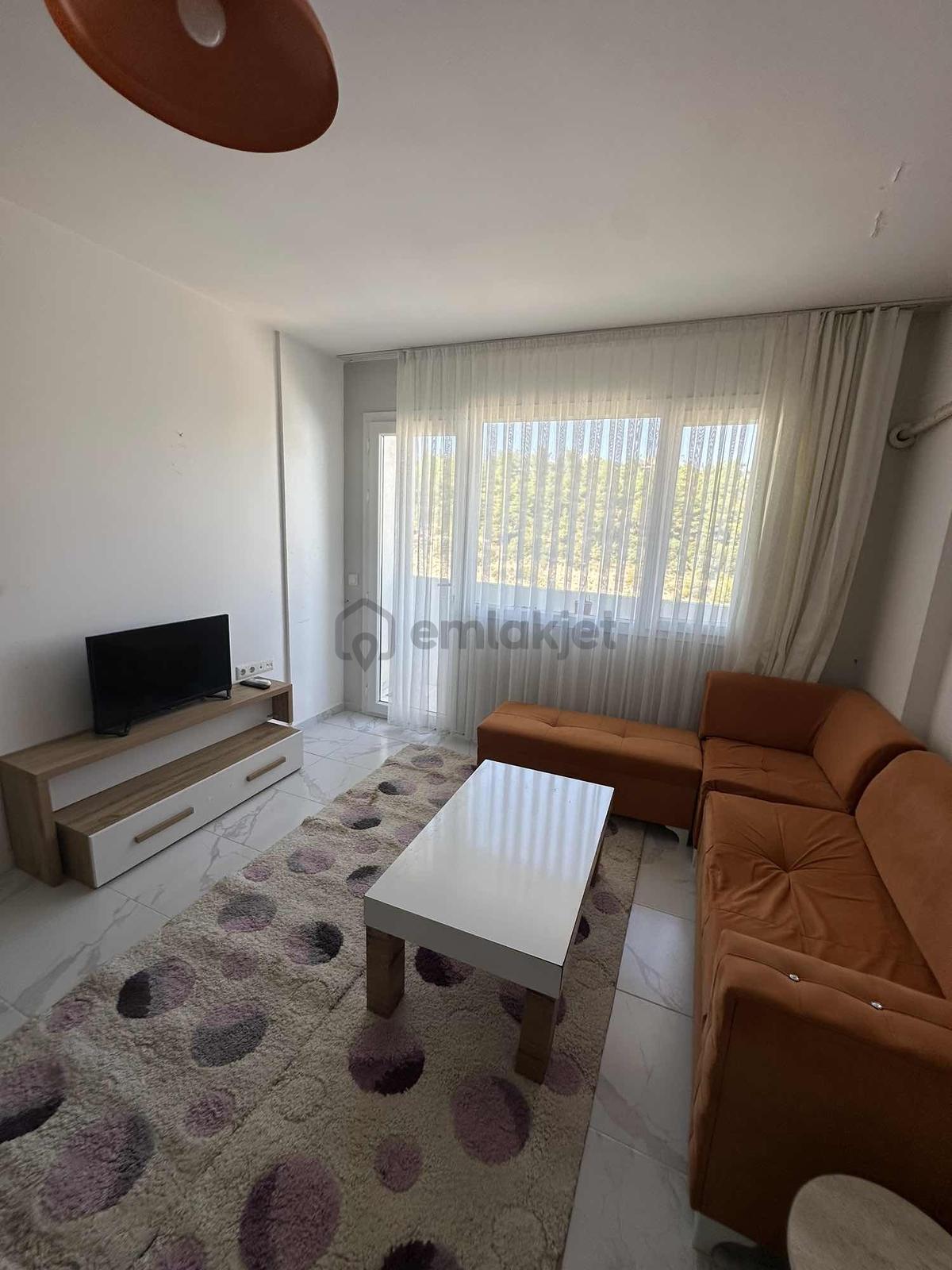 Merkeze Yakın Eşyalı 1+1 Kiralık Daire - 7