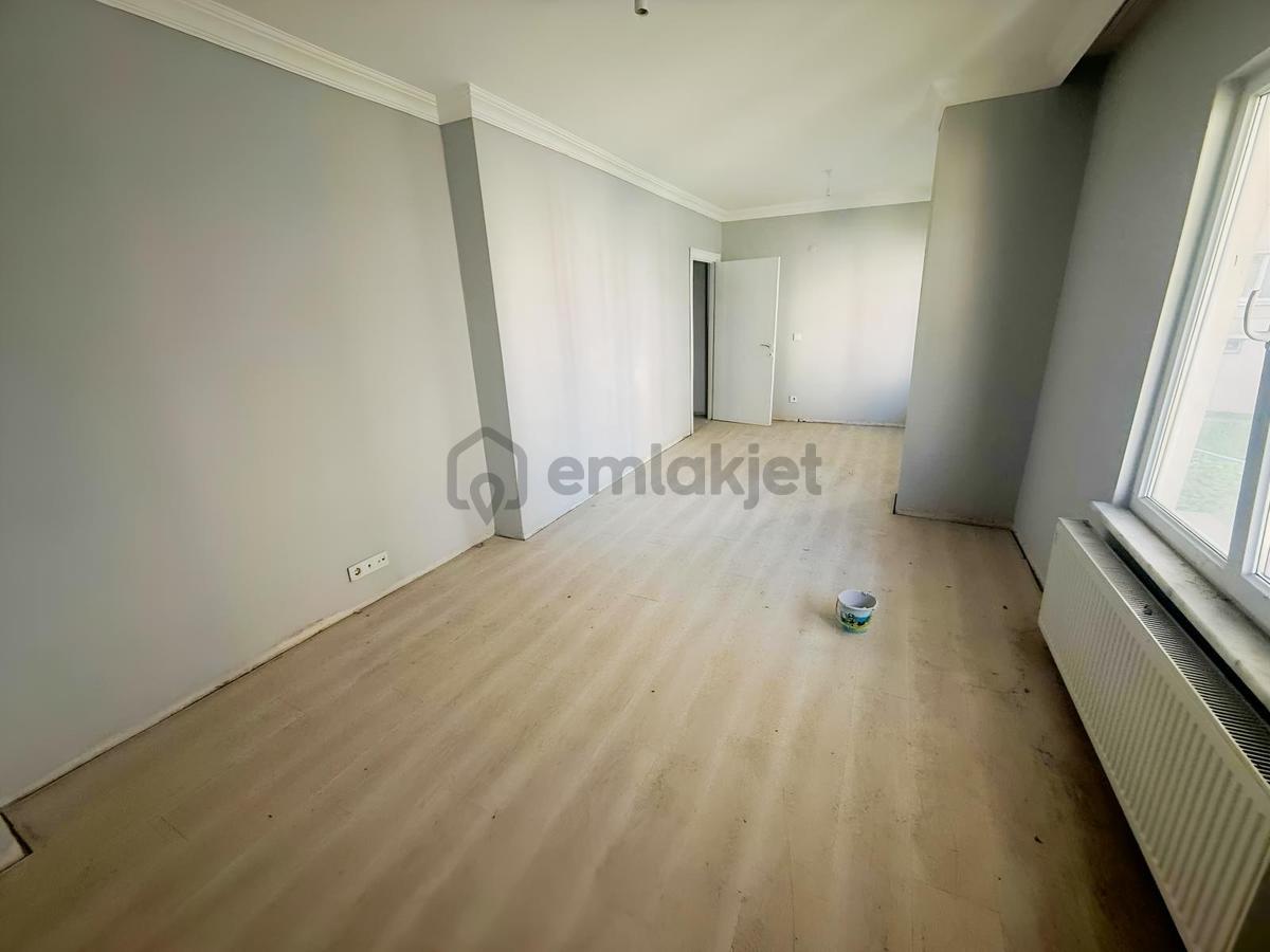 Başar Caddesi'nde Kiralık Genış 2+1 Daire