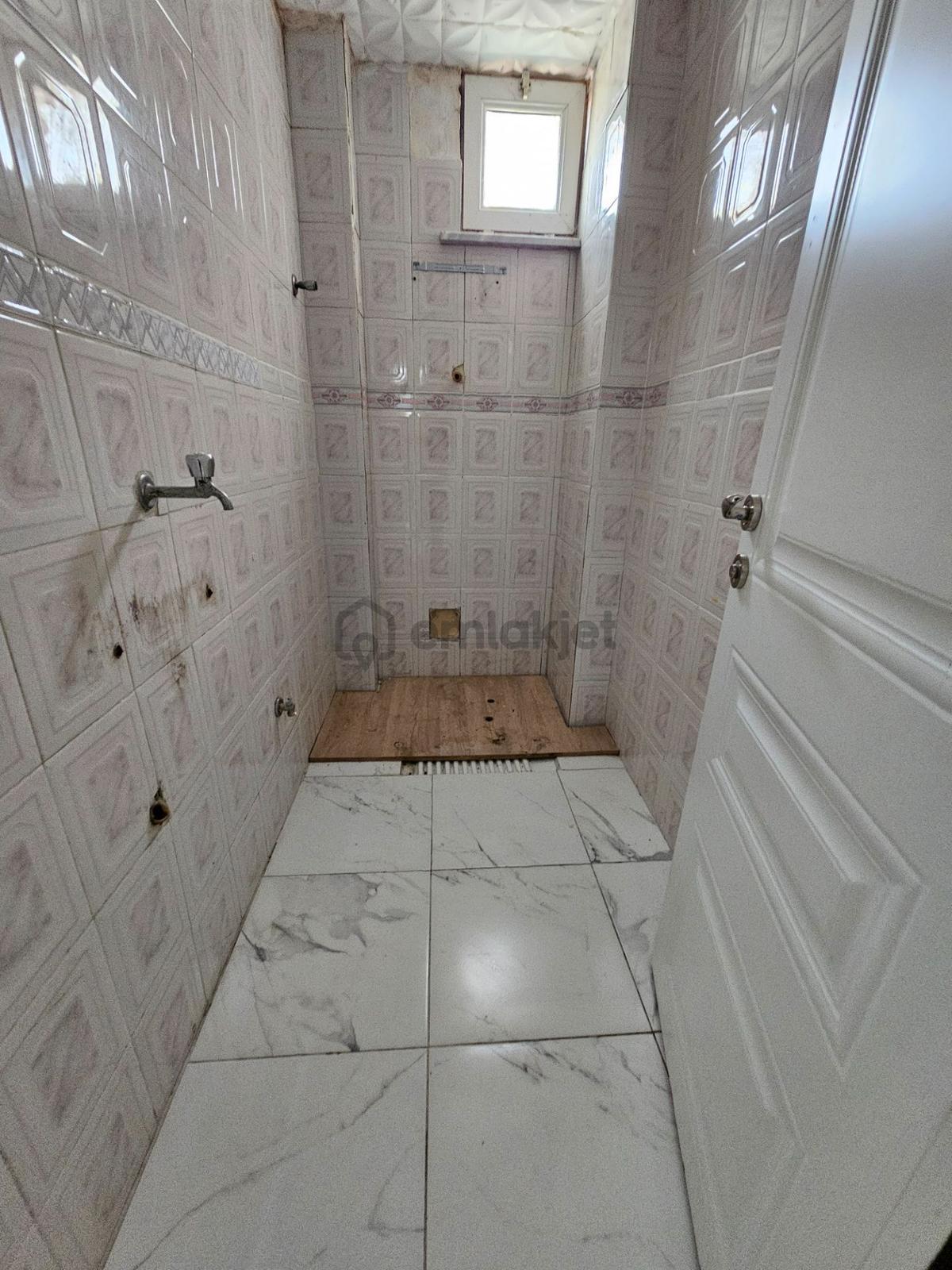 Mimaroba Kiralık 3+1 Giriş Kat - 9