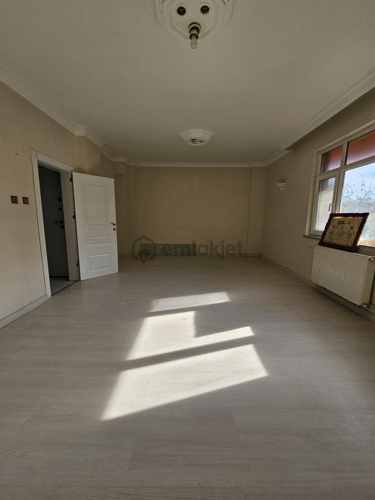 Mimaroba Kiralık 3+1 Giriş Kat - 6