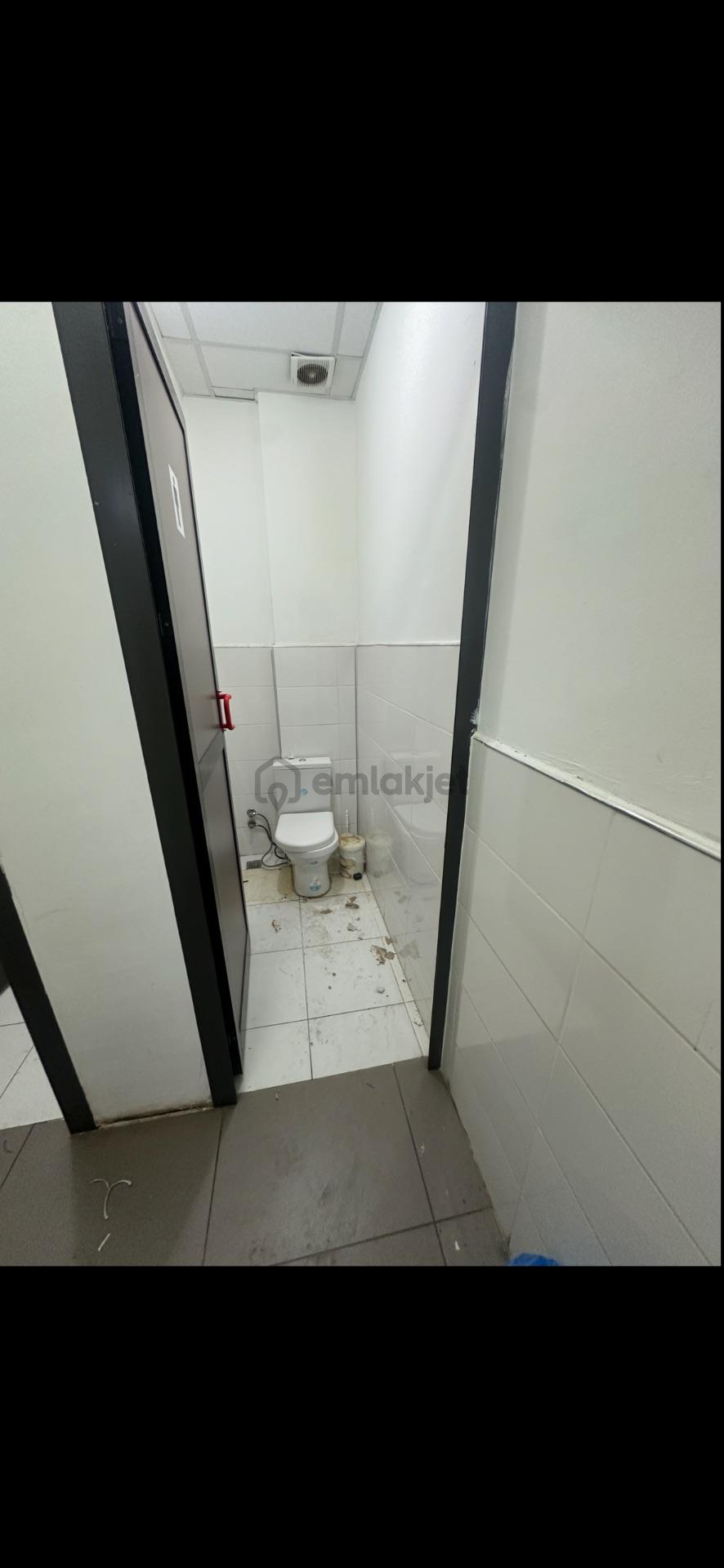 Ezd Emlaktan Kiralık Dükkan - 18