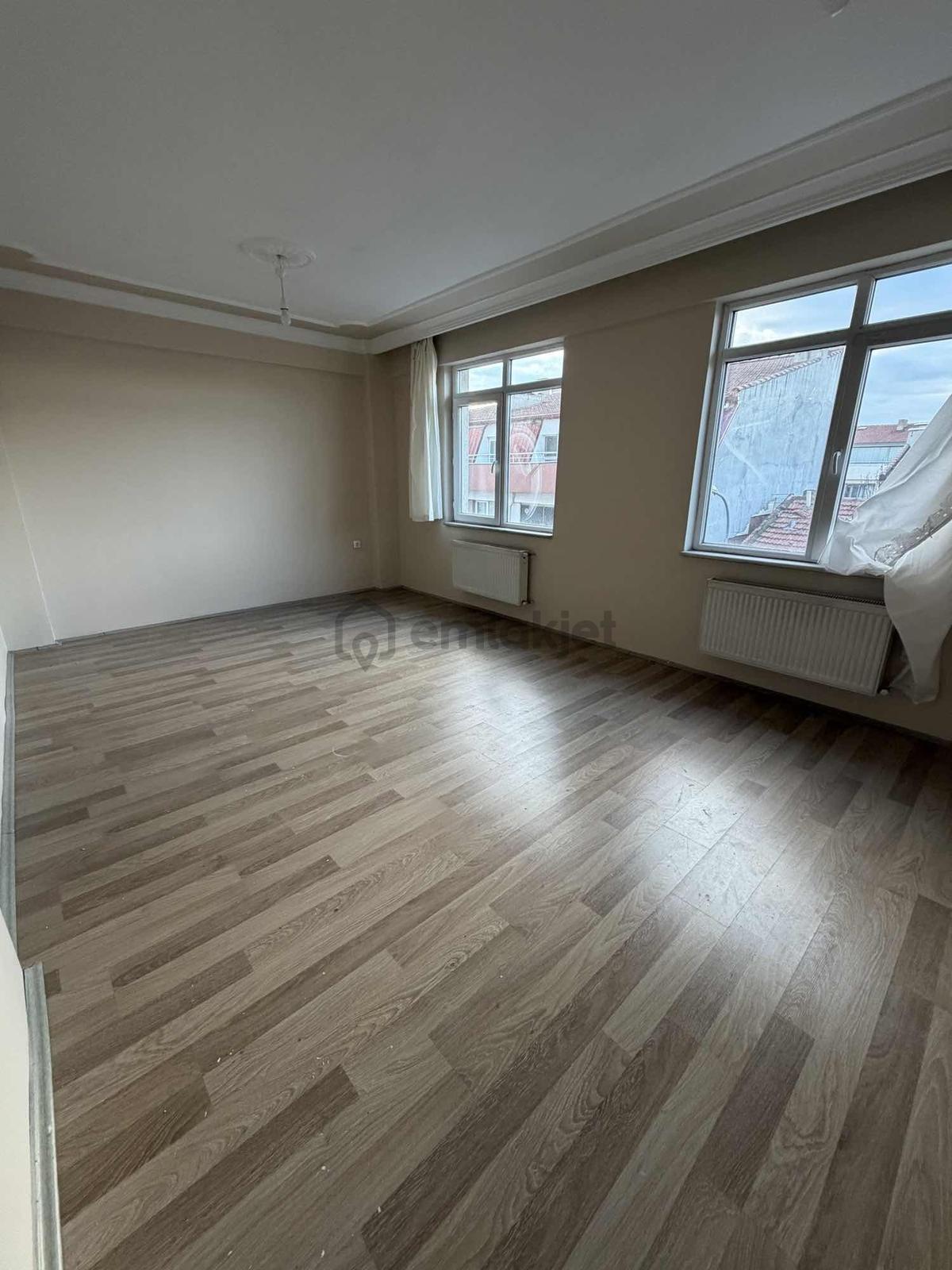 Ed-71 Evler Mahallesi Kafkas Cad. Yanı Kiralık Daire