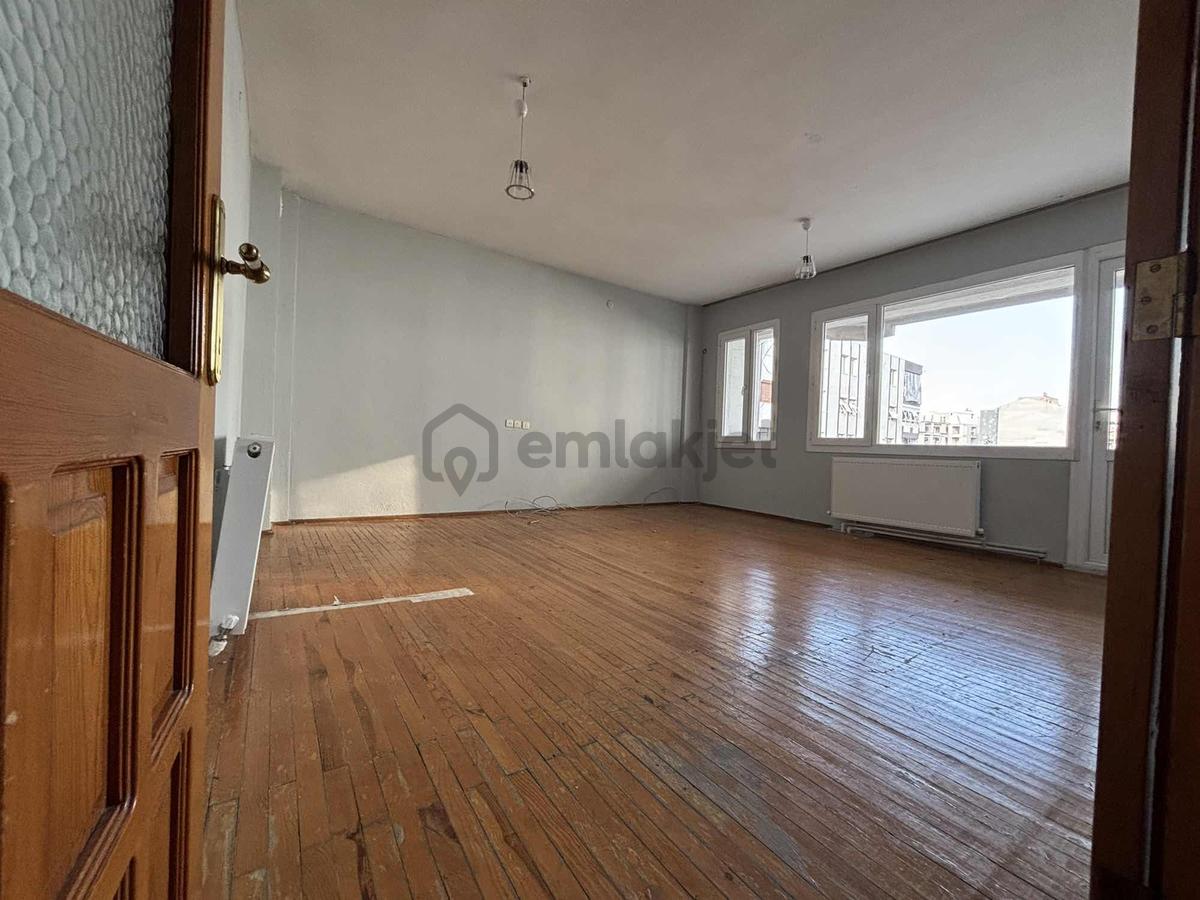 Salihli Satılık 4+1 Daire Acısu Caddesi - 2
