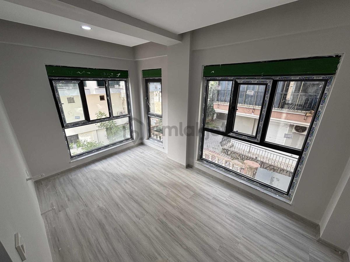 Fabrikalar Mahallesinde 1+1 Sıfır Kiralık Daireler - 5