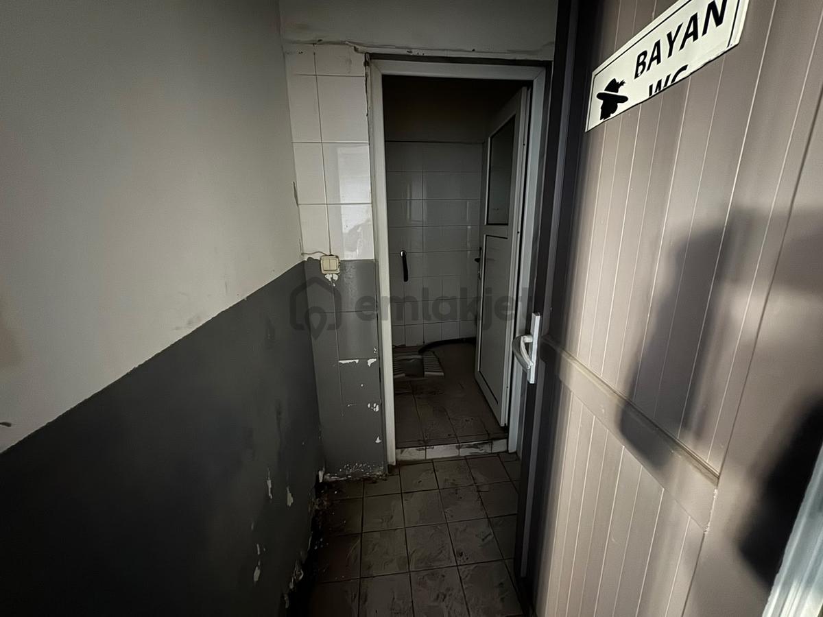 Arıkoğullarından Uğur Mumcu'da 650m2 Kiralık Atölye - 7