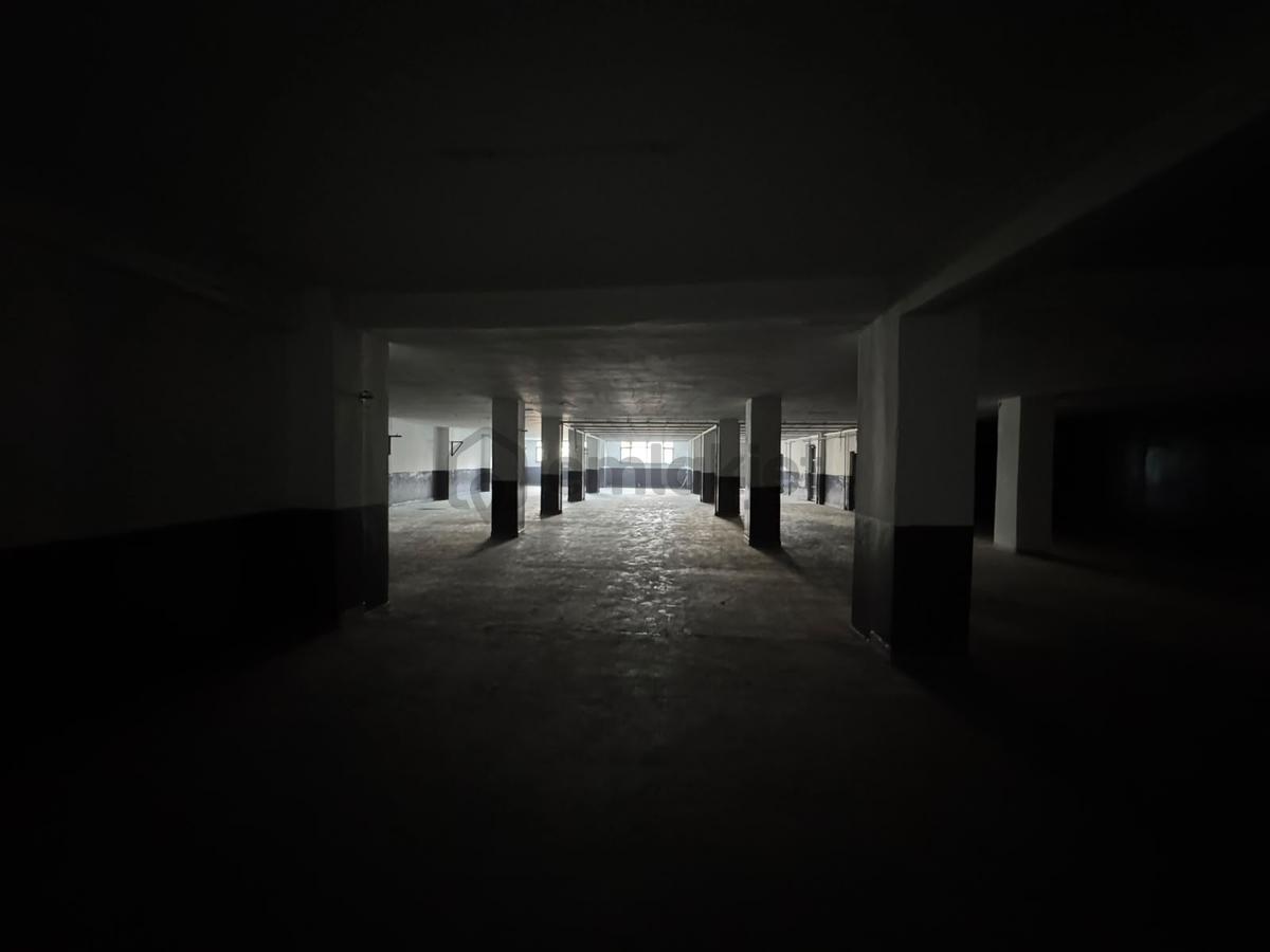 Arıkoğullarından Uğur Mumcu'da 650m2 Kiralık Atölye - 12