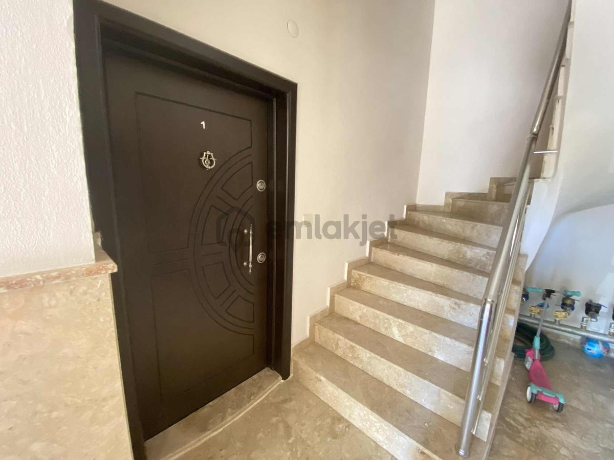 Ahatlı Mah. Satılık 2+1 Ayrı Mutfak + Yüksek Giriş - 12