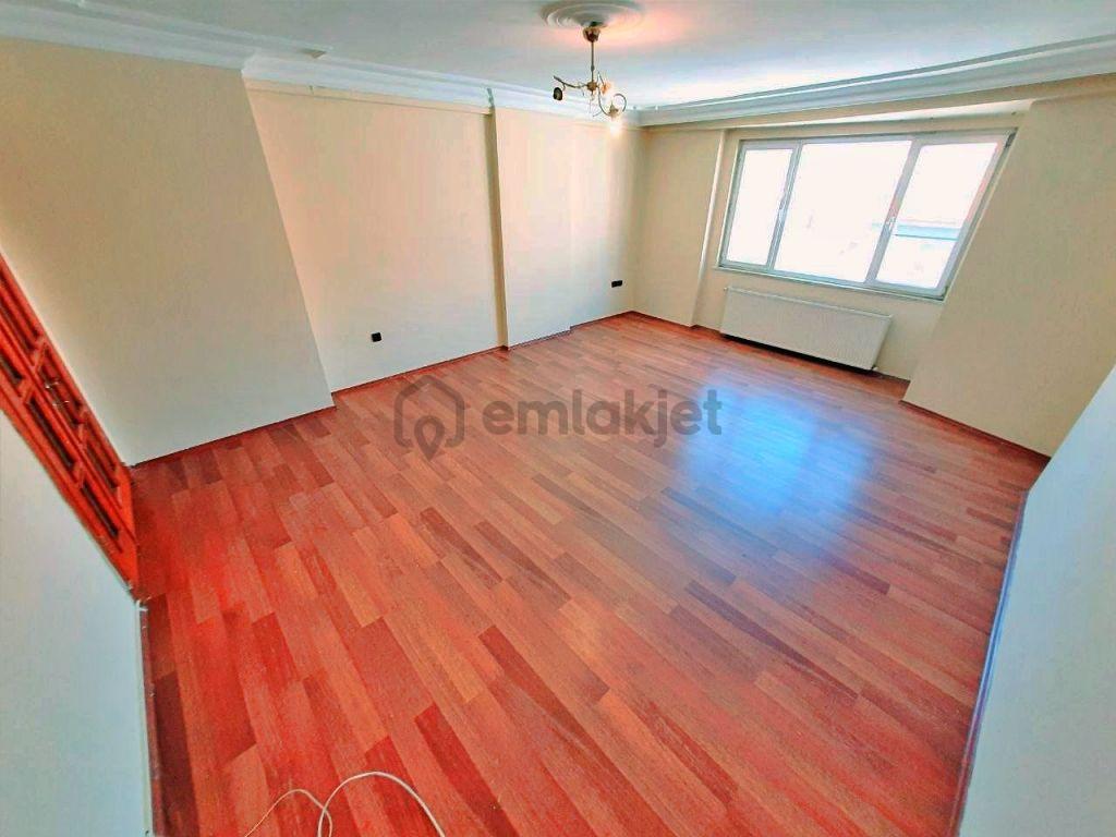 Uytun'dan Edremit Otogar Yakını Kapalı Mutfak Kiralık 3+1 Daire - 5