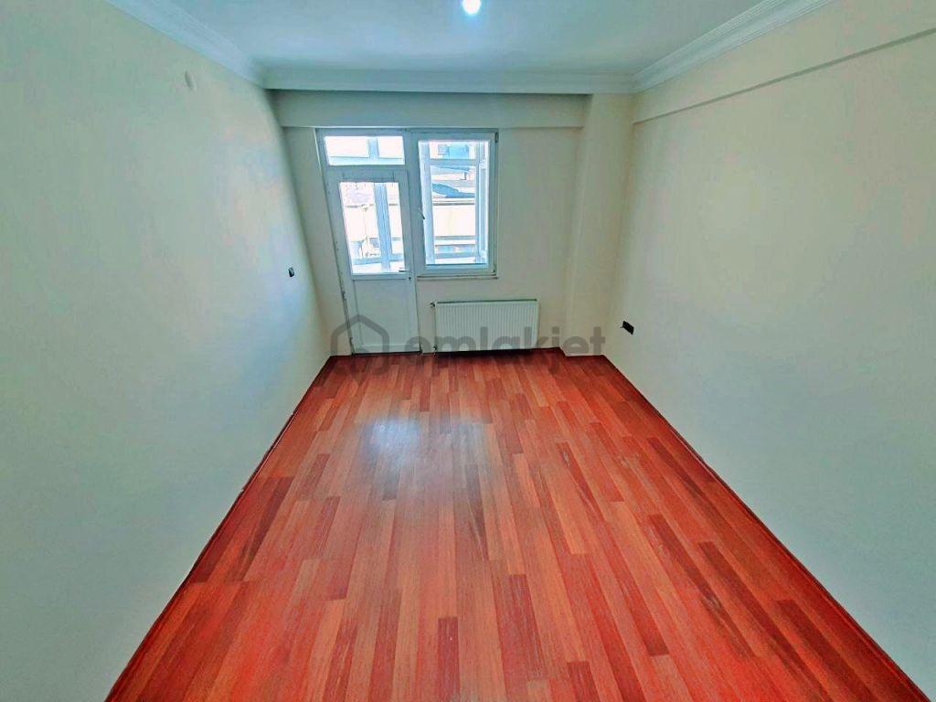Uytun'dan Edremit Otogar Yakını Kapalı Mutfak Kiralık 3+1 Daire - 11