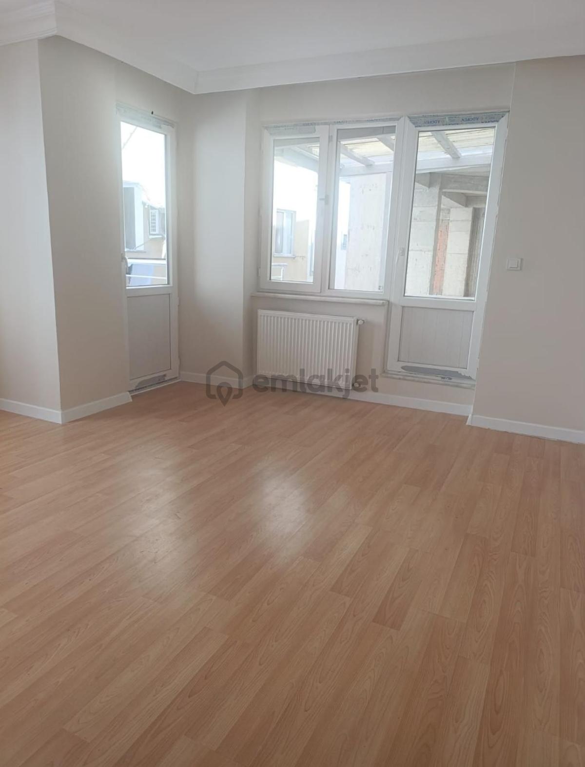 Çekmeköy Mimar Sinan Mh Cadde Üstünde Satılık 2+1 Daire - 2