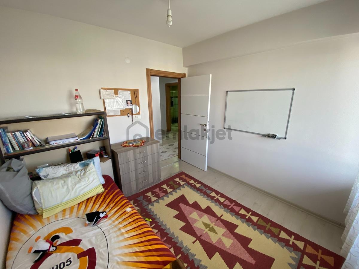 Bora Emlak'dan İnönü Mahallesi'nde Kiralık 3+1 Daire - 28