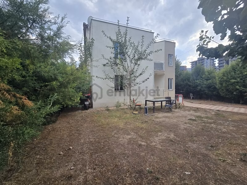 Metropol Emlaktan Bahçeli 4+1 Kiralık Villa - 5