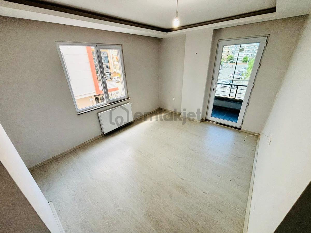 Yükselden Altınkumda Ebeveyn Banyolu, Cam Balkonlu 2+1 - 32